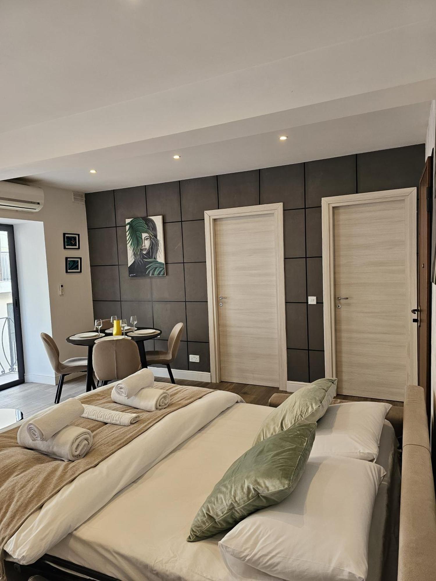 Korzo Suites Sliema III Exterior photo